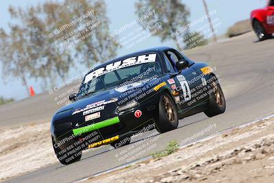 media/May-01-2022-CalClub SCCA (Sun) [[03a481c204]]/Group 1/Qualifying (I5)/